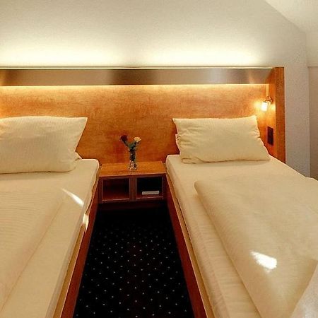 Hotel Gasthof Gross Bergkirchen  Luaran gambar