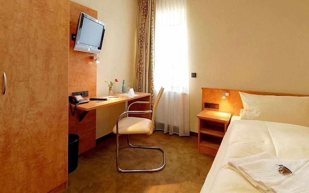 Hotel Gasthof Gross Bergkirchen  Luaran gambar